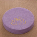 Almofada de Meditação em Linho com Bordado de Lótus – Tatami 40x6cm Lavável